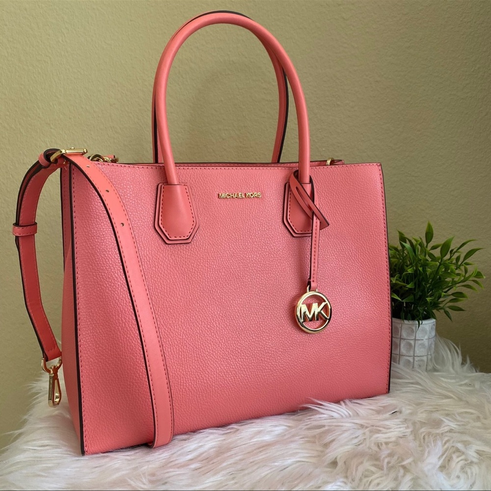 Micheal Kors Large Satchel